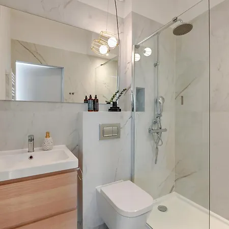 Nowa Motlawa Spa, Pool, Gym & Parking By Downtown Apartment Gdansk